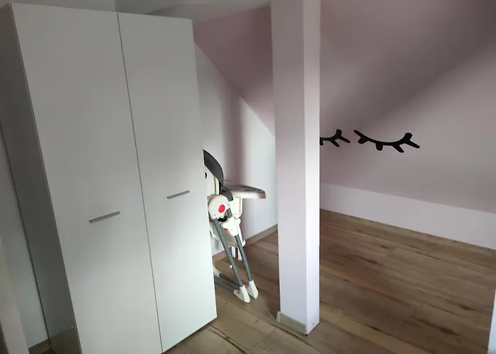 Na Poddaszu Pola 아파트 Nowa Wies Leborska